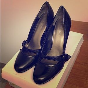 Nine West Black Leather Maryjane Heels